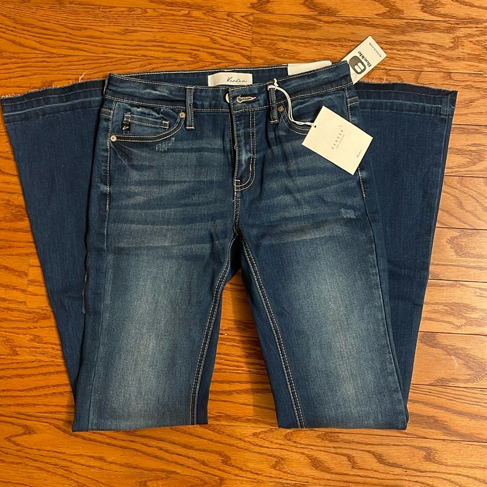 New with tags flared Kancans!